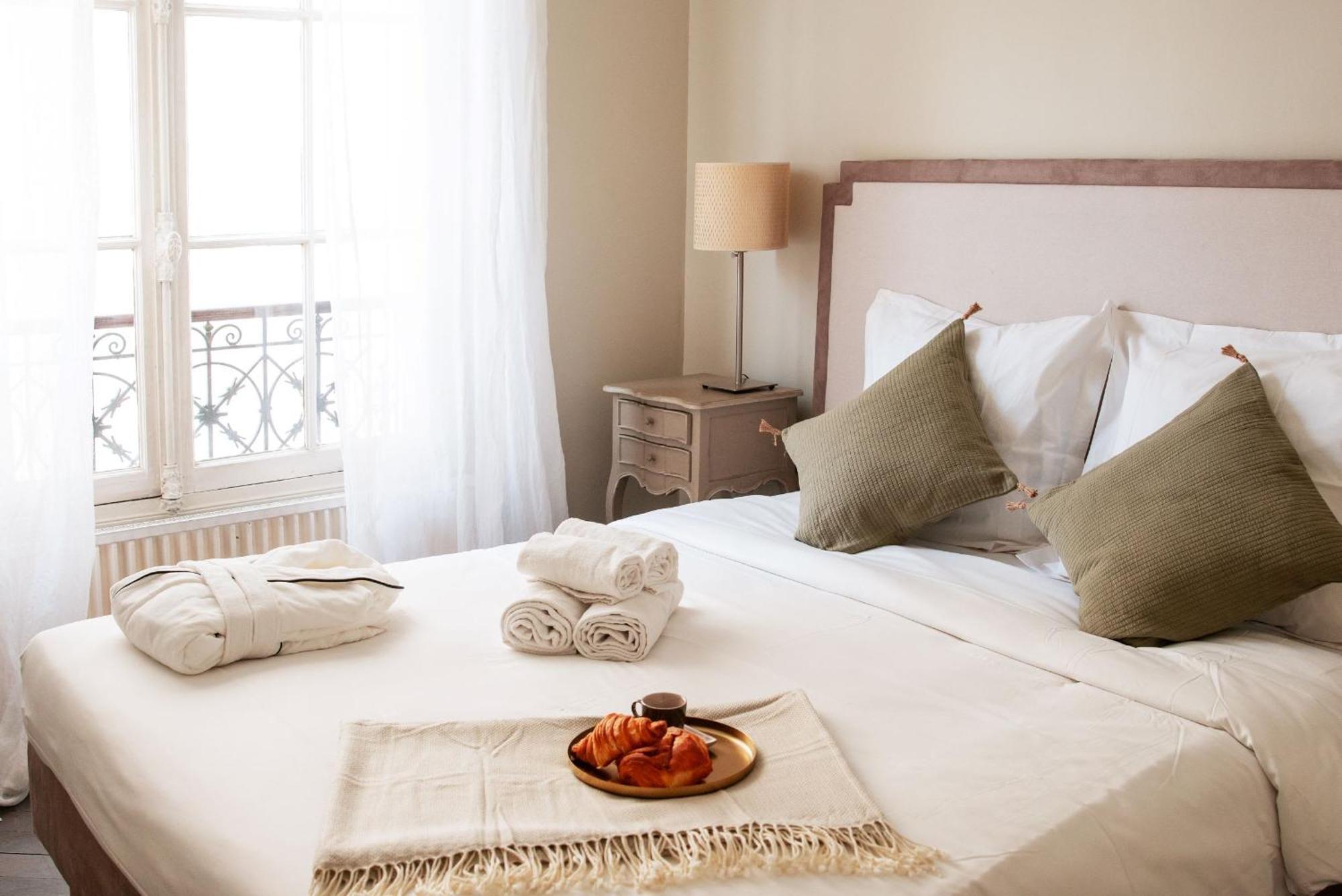 Eiffel Tower & Les Invalides - 1Br - Cityapartmentstay Paris Eksteriør billede
